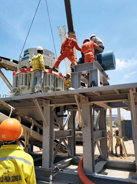 馬來(lái)西亞日產(chǎn)5000噸玄武巖石子加工生產(chǎn)線(xiàn)