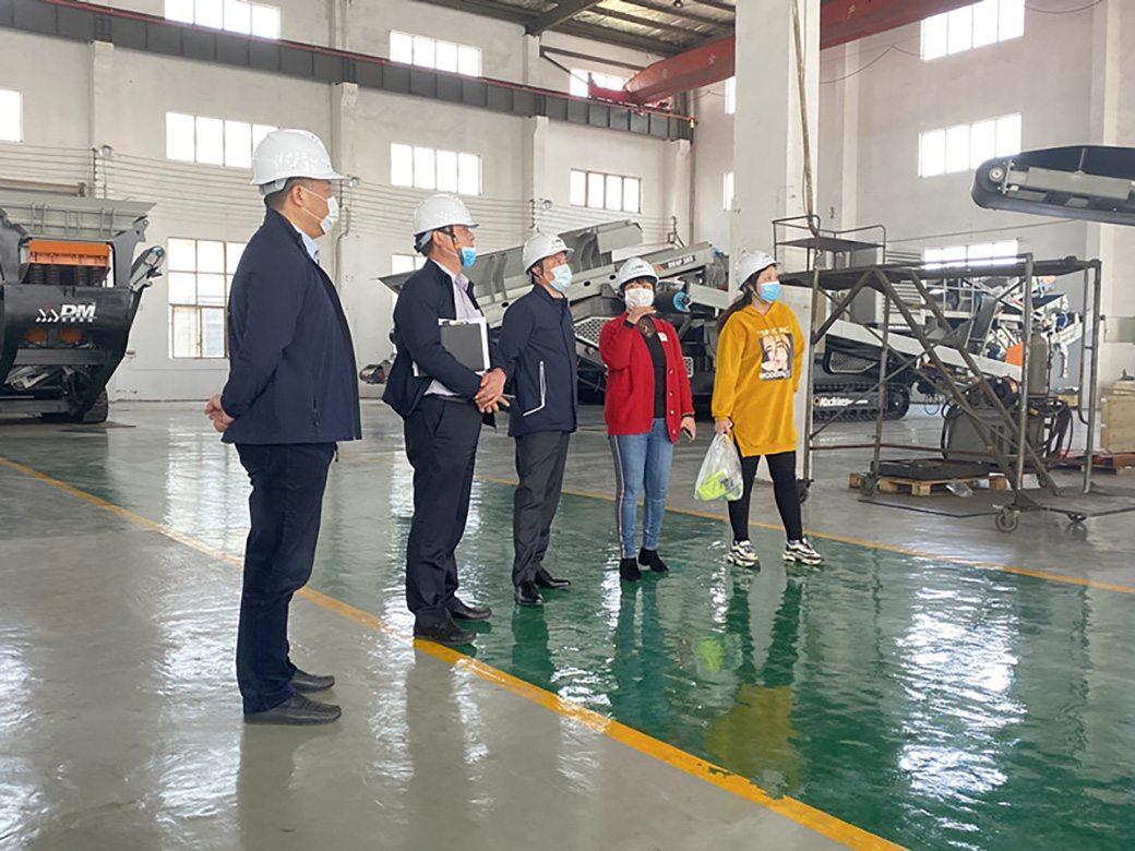 【春風(fēng)送暖，戰(zhàn)“疫”有情】奉賢區(qū)奉城鎮(zhèn)領(lǐng)導(dǎo)蒞臨東蒙，慰問公司疫情防控一線職工