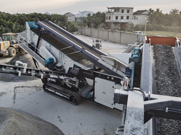 【東蒙案例】海南顎、錐、篩移動站破碎生產(chǎn)線火熱投產(chǎn)！