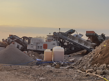 【東蒙案例】海南顎、錐、篩移動站破碎生產(chǎn)線火熱投產(chǎn)！